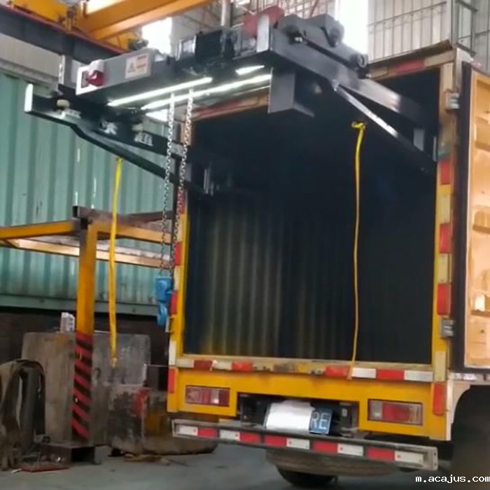 南方电网4.2米货车加装车载吊机